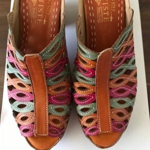 L’Artiste by Spring Step Tan Pink Sage Slide on Sandals. Size 36 fit like 37/7